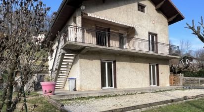 House 5 rooms of 137 m² in Vourey (38210)