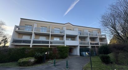 Apartment 2 rooms of 37 m² in Saint-Germain-lès-Corbeil (91250)
