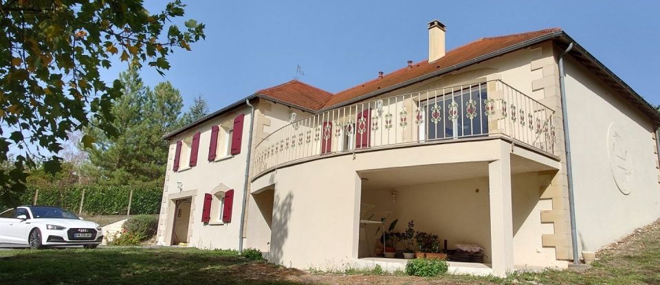 House 6 rooms of 190 m² in Saint-André-et-Appelles (33220)