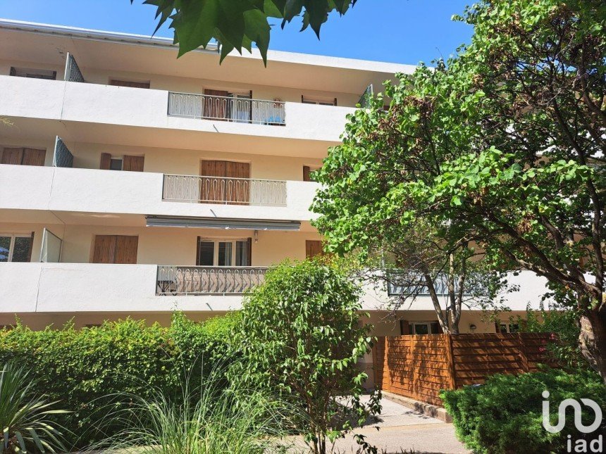 Appartement 3 pièces de 67 m² à Brignoles (83170)