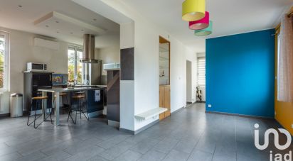 Maison 4 pièces de 123 m² à Bron (69500)