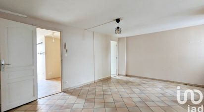 Appartement 3 pièces de 50 m² à Auvers-Saint-Georges (91580)