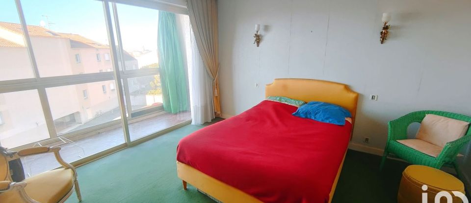 Apartment 4 rooms of 110 m² in Les Sables-d'Olonne (85100)