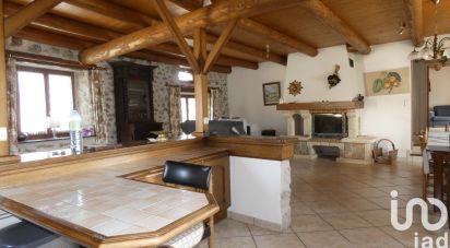 Village house 5 rooms of 160 m² in Saint-Cirgues (43380)