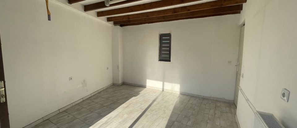 House 4 rooms of 63 m² in Braye-sur-Maulne (37330)
