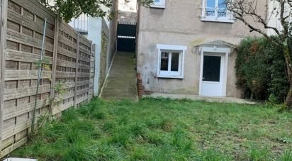 House 4 rooms of 88 m² in Tours (37000)