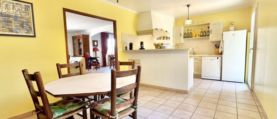 House 7 rooms of 165 m² in Monteils (30360)