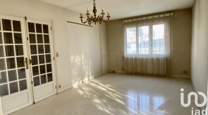 House 3 rooms of 80 m² in Royan (17200)