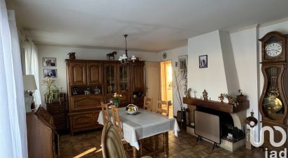 House 3 rooms of 82 m² in Villers-sous-Saint-Leu (60340)