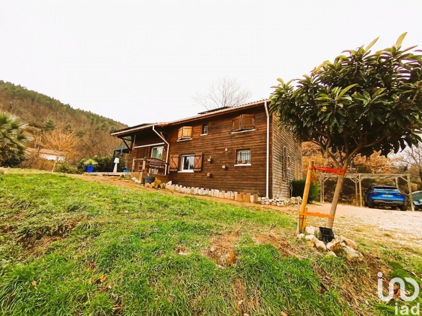 House 4 rooms of 92 m² in Silhac (07240)