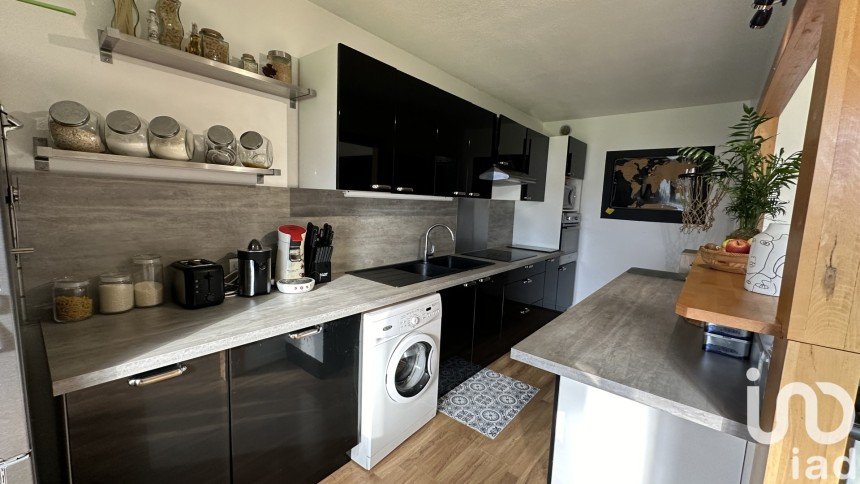 Appartement 4 pièces de 84 m² à Bourgoin-Jallieu (38300)