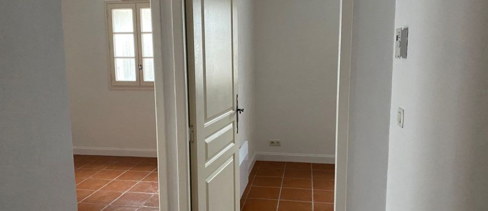 Apartment 3 rooms of 60 m² in Courçon (17170)