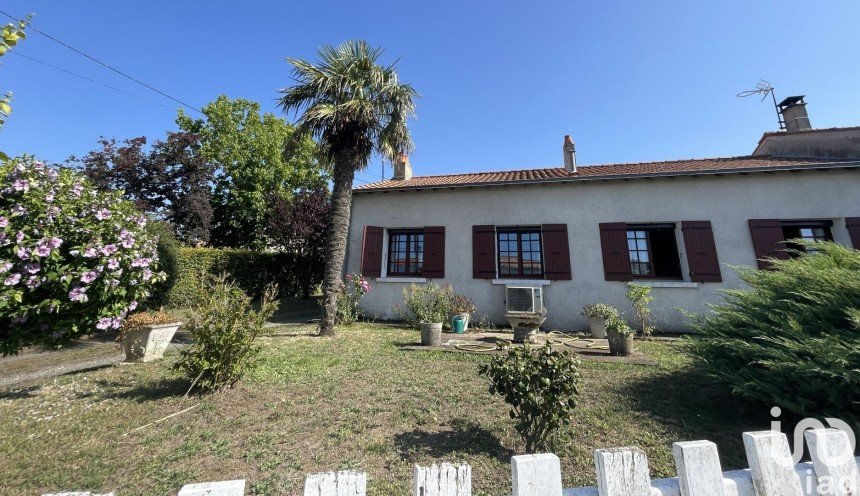 House 3 rooms of 93 m² in Andilly (17230)