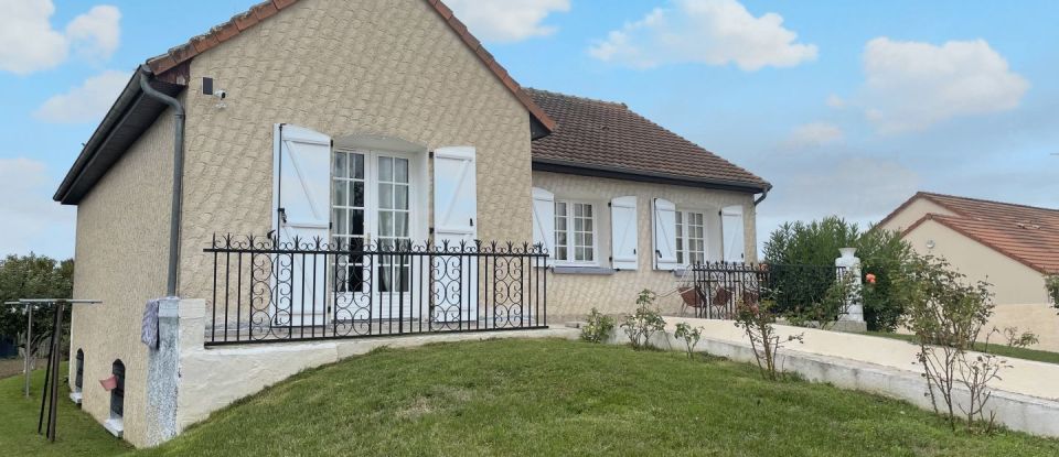 House 7 rooms of 177 m² in Naintré (86530)