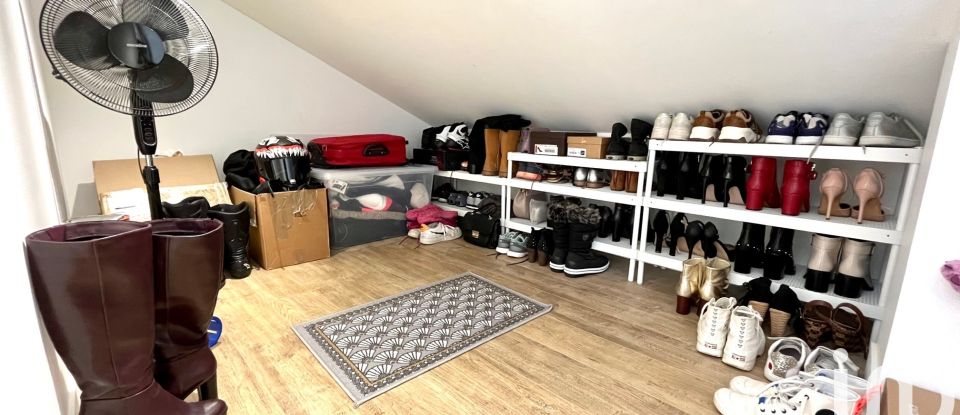 Apartment 3 rooms of 88 m² in Saint-Étienne (42100)