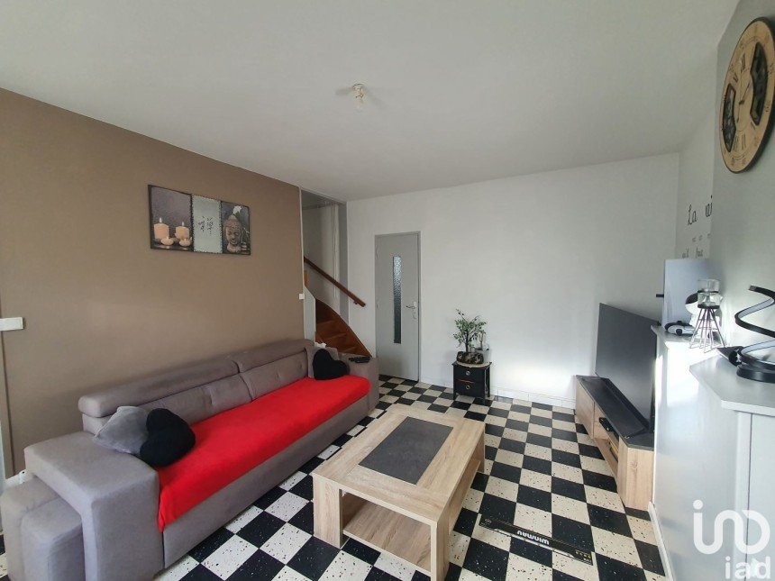Maison 4 pièces de 67 m² à Hersin-Coupigny (62530)