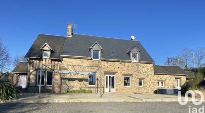 Country house 9 rooms of 167 m² in Le Mesnil-Ozenne (50220)