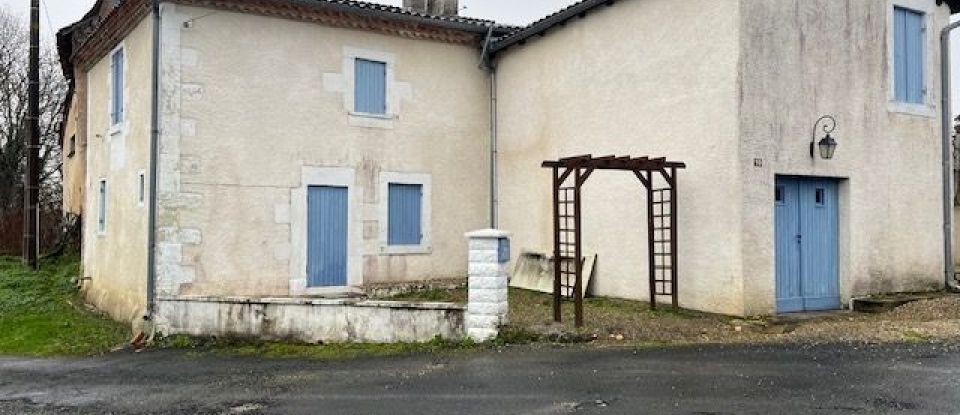 House 4 rooms of 130 m² in Saint-Astier (24110)