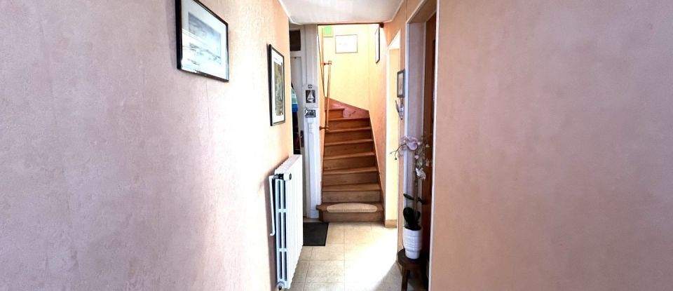 House 4 rooms of 82 m² in Cherbourg-en-Cotentin (50110)