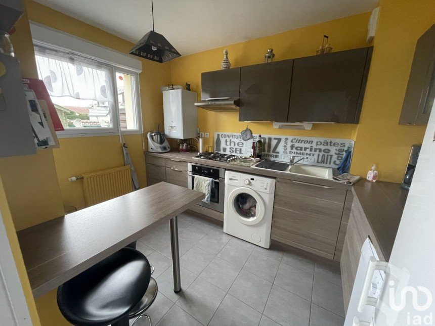 House 3 rooms of 64 m² in Flesselles (80260)