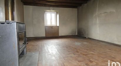 Maison 4 pièces de 45 m² à Saint-Beauzire (43100)
