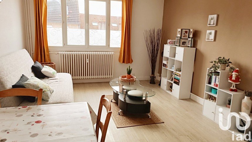 Apartment 2 rooms of 43 m² in Dijon (21000)