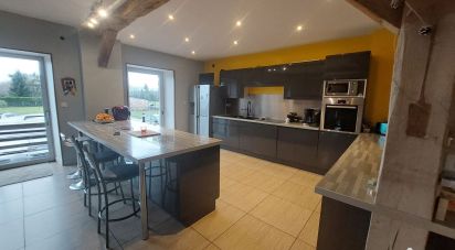 House 8 rooms of 255 m² in Saint-Auvent (87310)