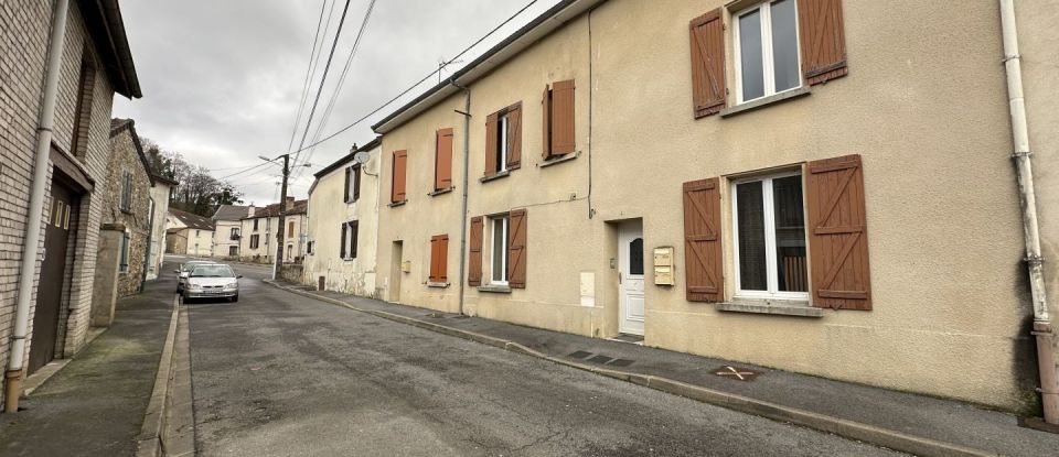 House 5 rooms of 103 m² in Mont-Saint-Père (02400)