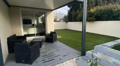 House 4 rooms of 100 m² in Monteux (84170)