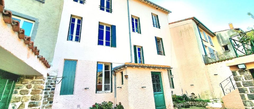 Mansion 9 rooms of 292 m² in Paulhaguet (43230)
