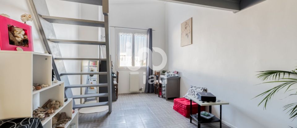Apartment 5 rooms of 101 m² in - (91000)