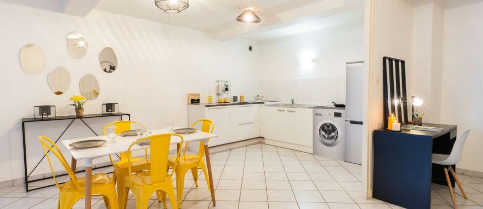 Appartement 3 pièces de 82 m² à Sainte-Foy-l'Argentière (69610)