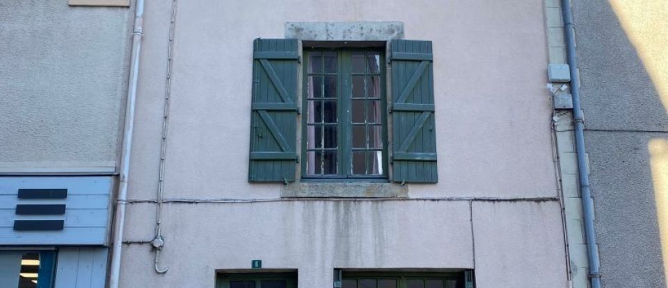 House 4 rooms of 82 m² in Saint-Laurent-sur-Gorre (87310)