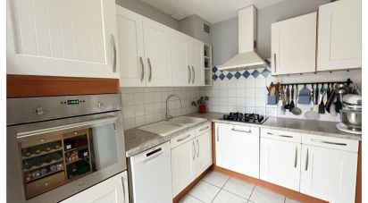House 3 rooms of 85 m² in Yvrac (33370)