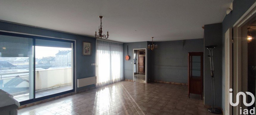 Apartment 5 rooms of 108 m² in Moulins (03000)