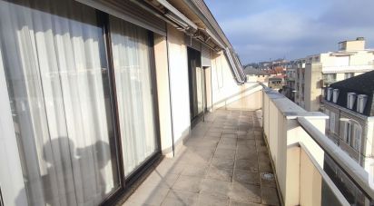 Apartment 5 rooms of 108 m² in Moulins (03000)