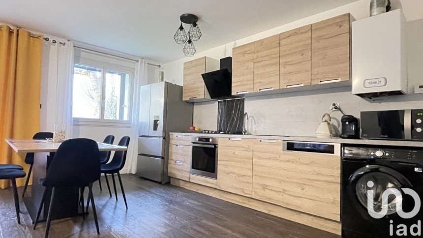 Apartment 4 rooms of 83 m² in Nantes (44300)