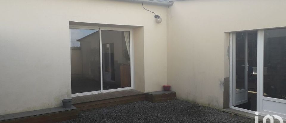 House 3 rooms of 60 m² in Ploubezre (22300)