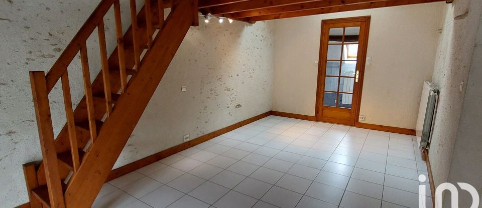House 5 rooms of 140 m² in Contres (41700)
