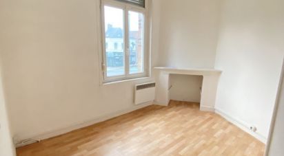 Apartment 2 rooms of 35 m² in Amiens (80000)