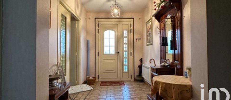 Traditional house 5 rooms of 156 m² in Saint-Céré (46400)