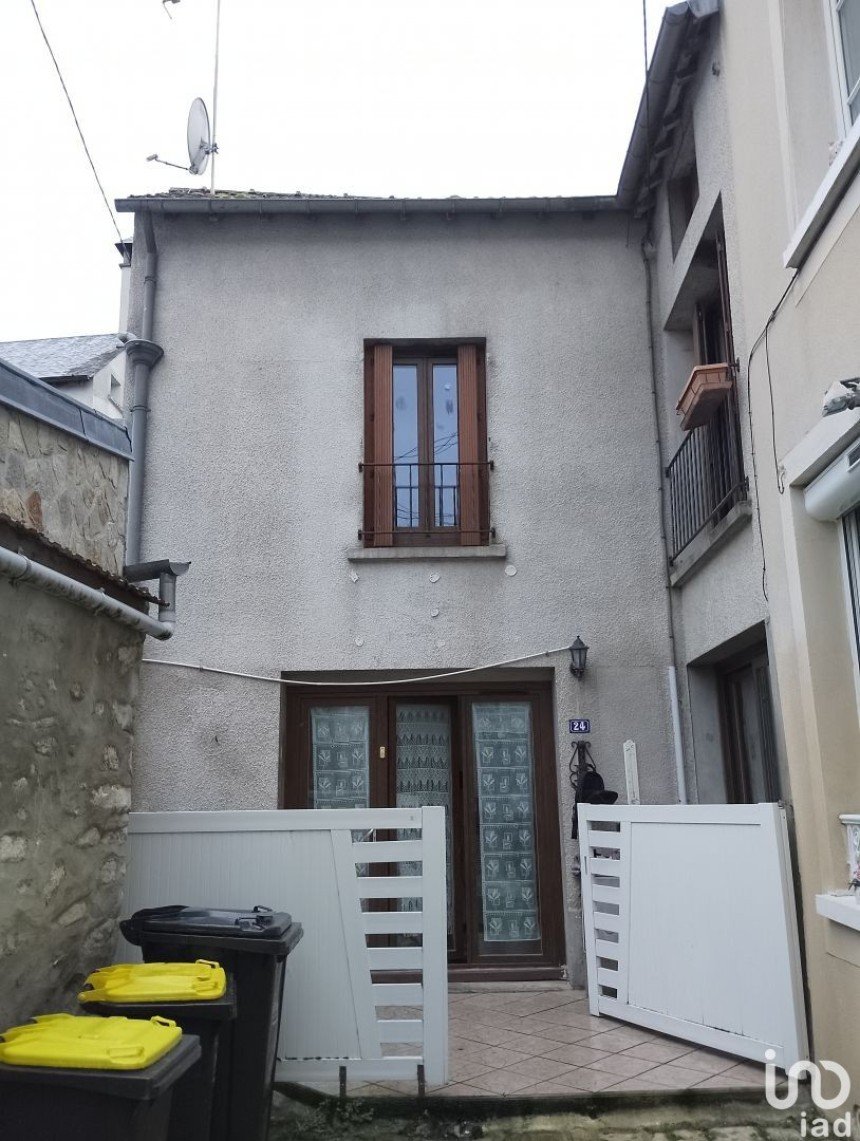 House 4 rooms of 98 m² in Le Malesherbois (45330)