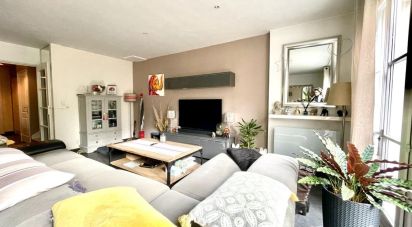 House 6 rooms of 150 m² in Colombes (92700)