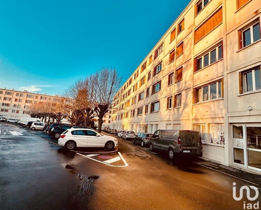 Appartement 5 pièces de 79 m² à Châtillon (92320)