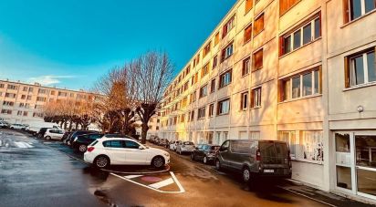 Apartment 5 rooms of 79 m² in Châtillon (92320)