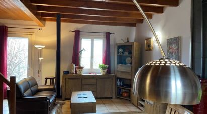 House 4 rooms of 90 m² in Sainte-Eulalie (07510)