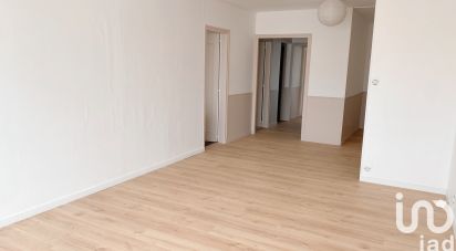 Apartment 4 rooms of 85 m² in Saint-Herblain (44800)