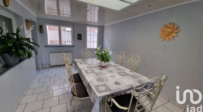 House 5 rooms of 100 m² in Isbergues (62330)