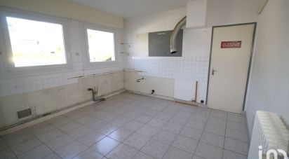 House 5 rooms of 100 m² in Inzinzac-Lochrist (56650)