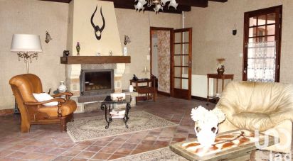 House 6 rooms of 180 m² in Rouillac (16170)